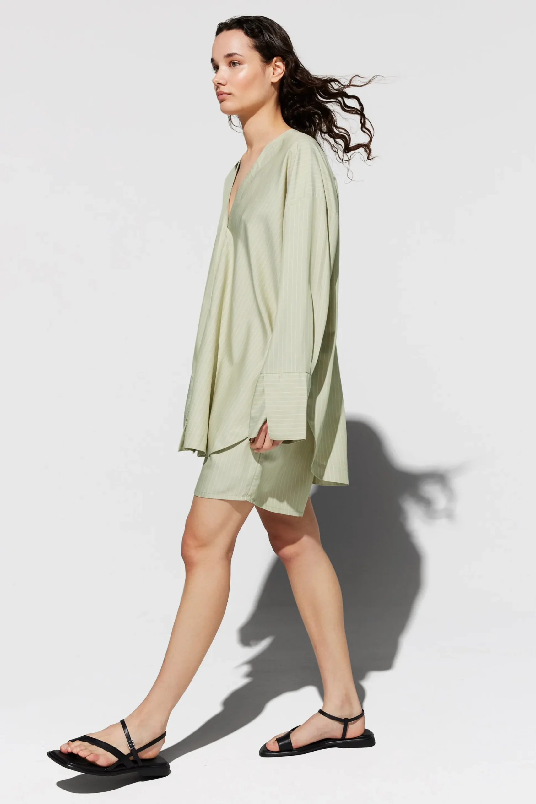 Aino pear green