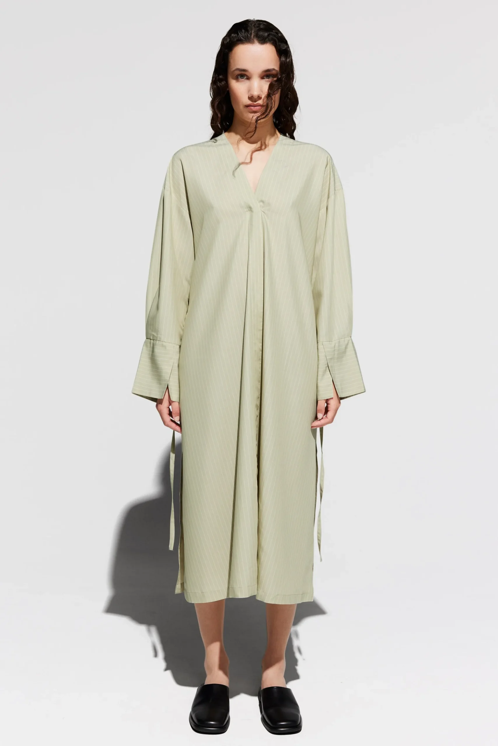Debra pear green