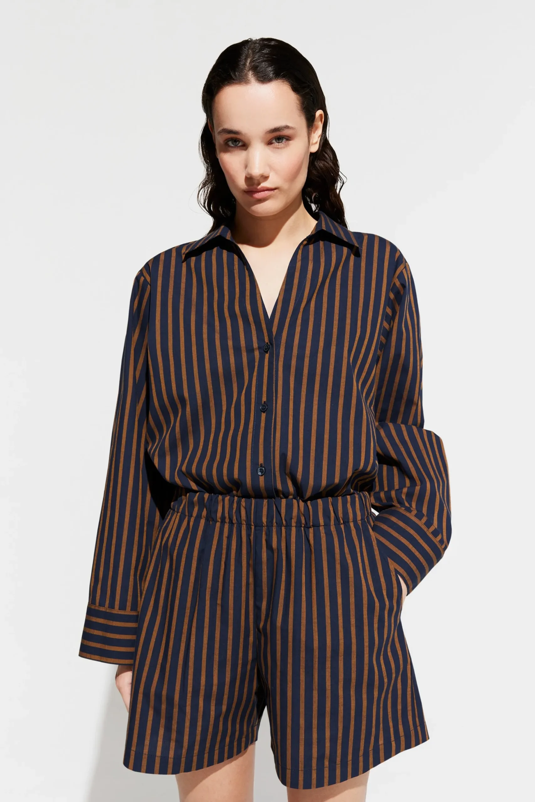 Erla dk navy stripe