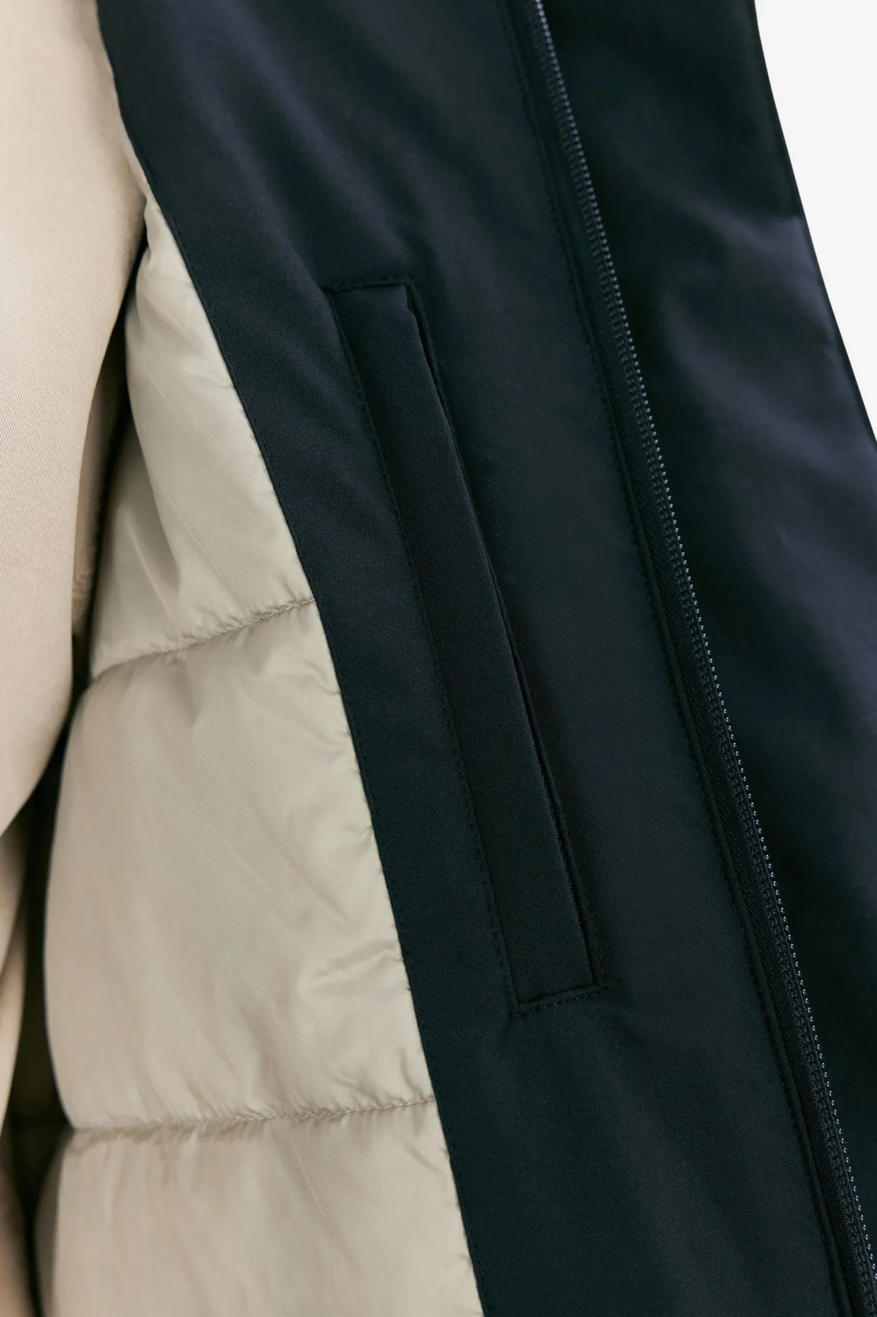 Lucius dark navy