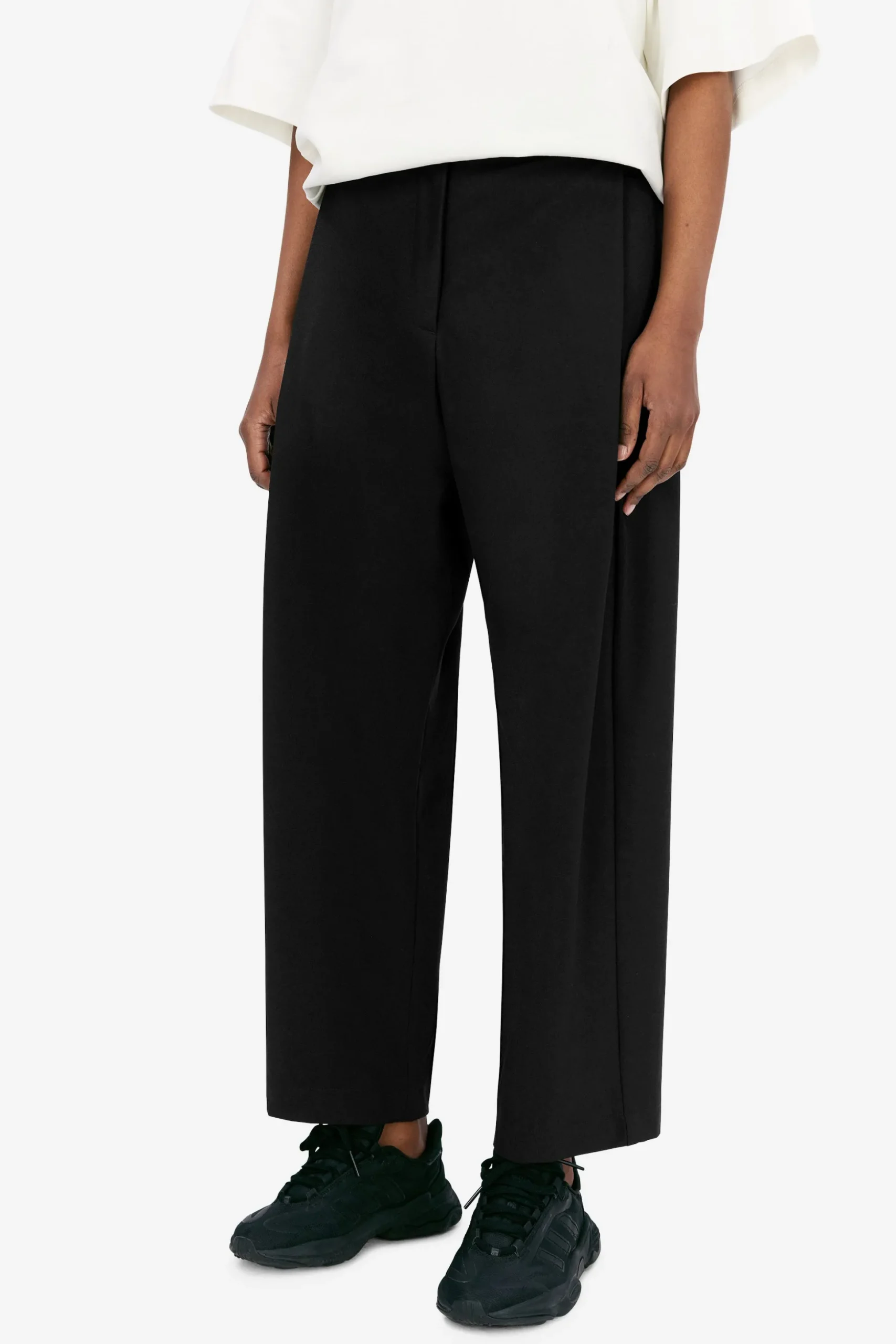 Sandi Light black