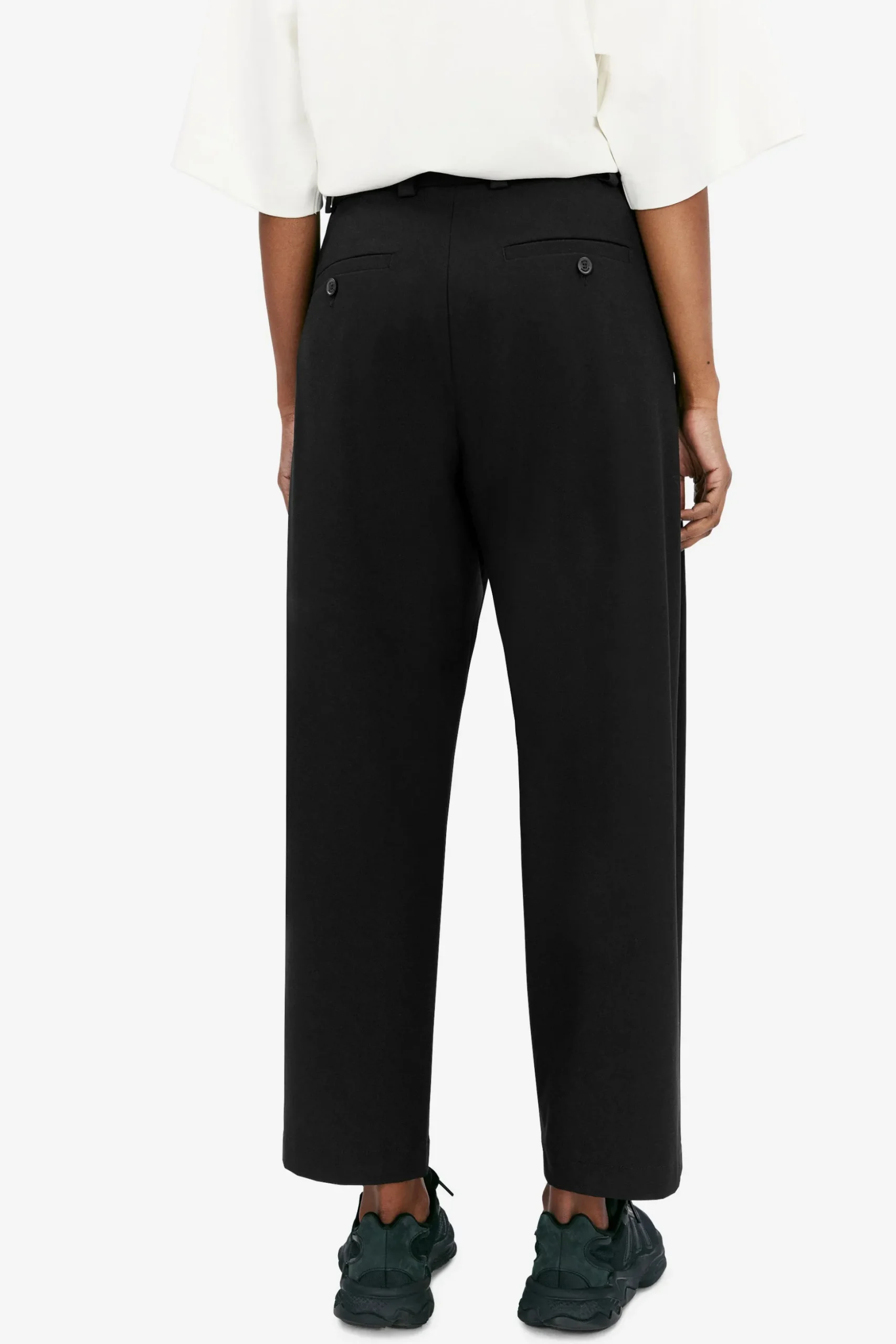 Sandi Light black