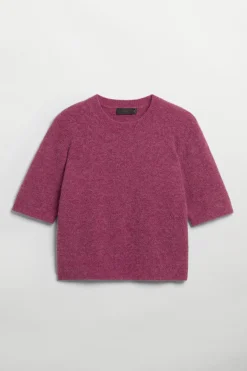 Tavia blush