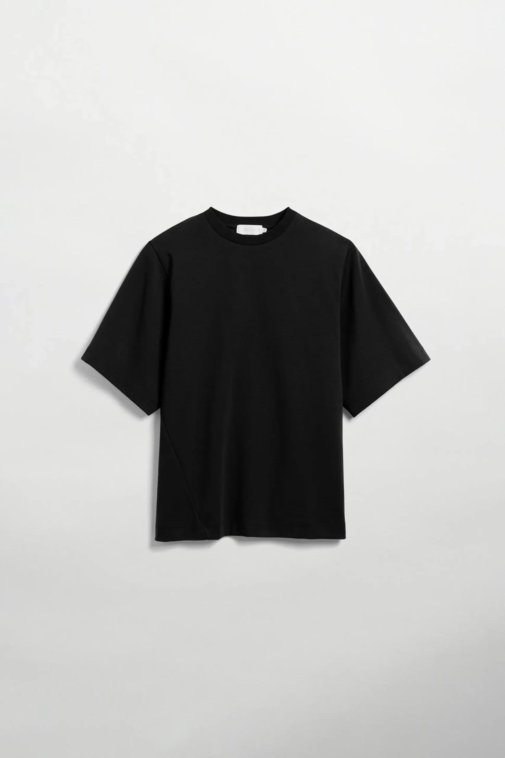 Unn black