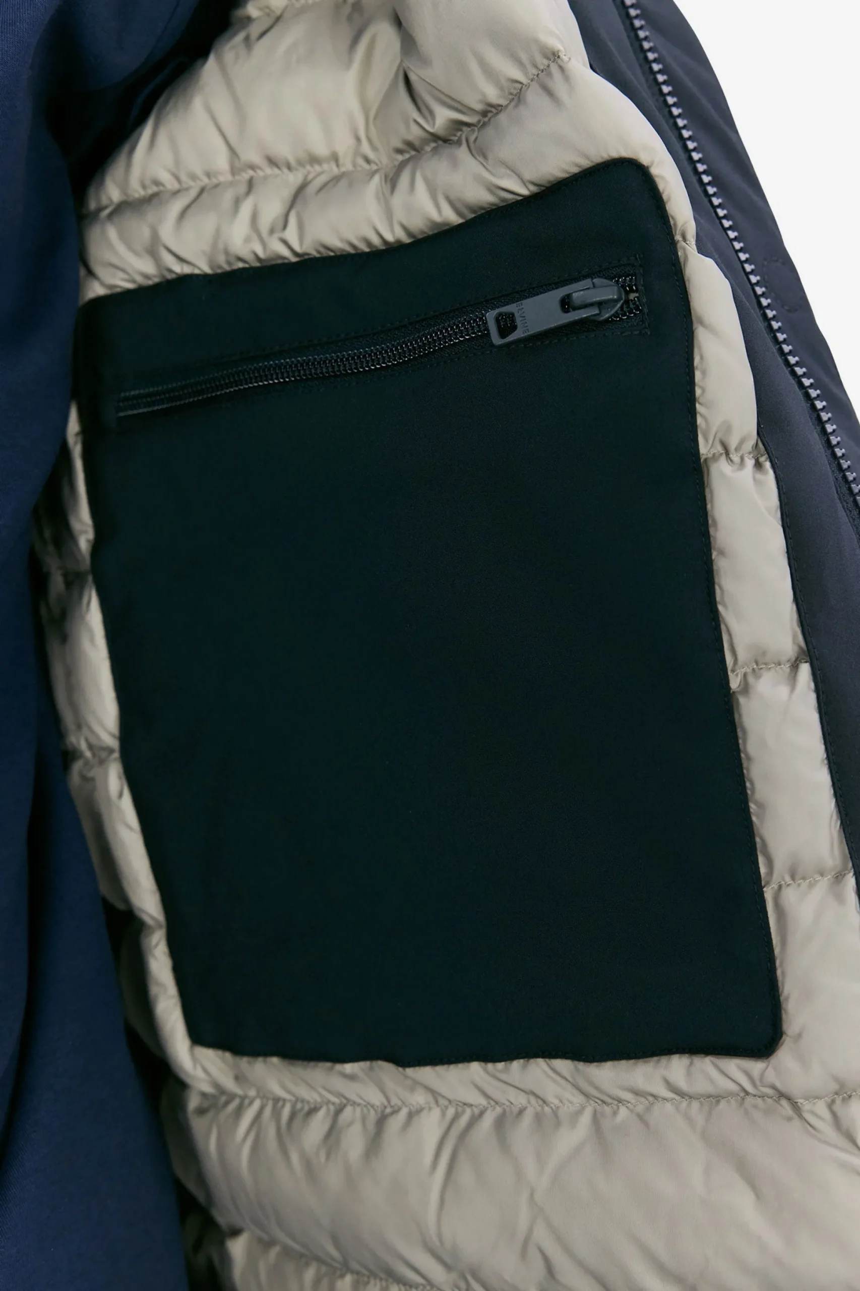 Vhinner dark navy