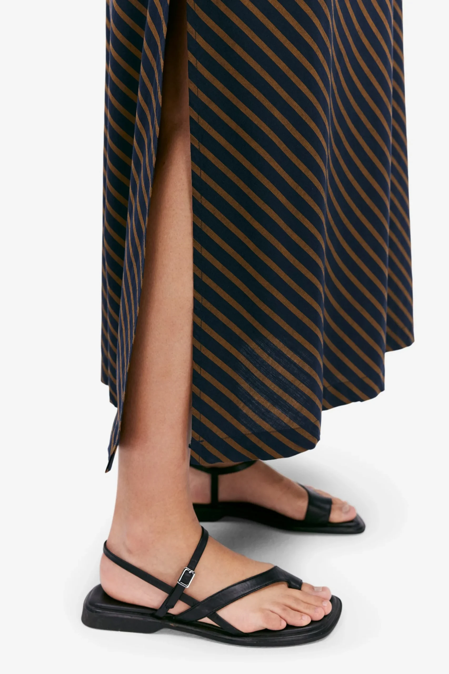 Yvette dk navy stripe